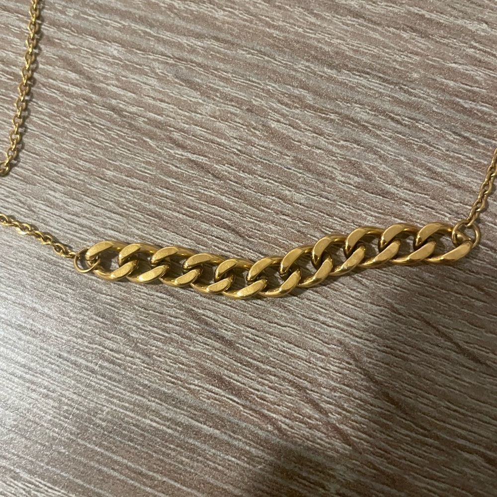 Cali Tiger Ottavia Gold Necklace - Picture 4 of 5